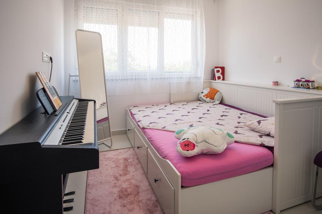 Luxury Spa Apartment Luna Njivice Quarto foto